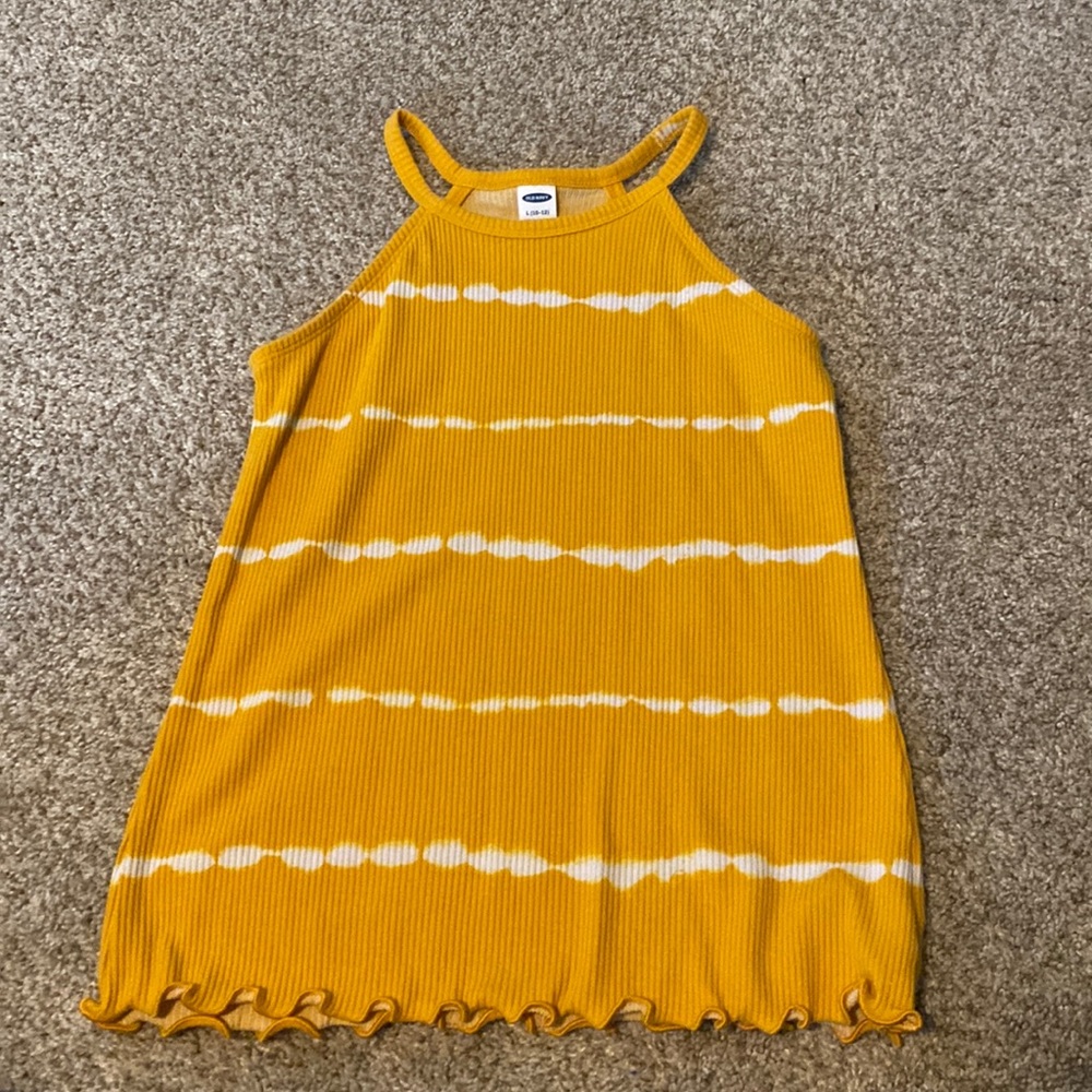 Teen crop tank top, halter style fit